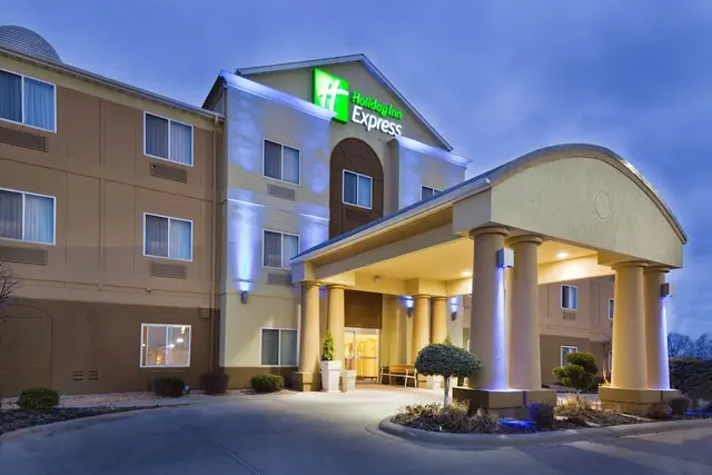 Photo 1 - Holiday Inn Express Hotel & Suites Burlington by IHG