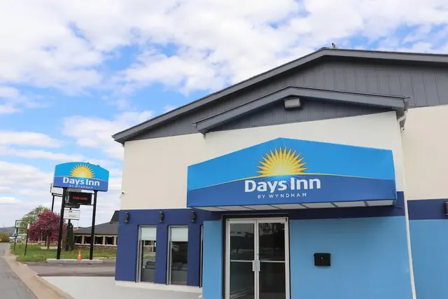 Photo 1 - Days Inn by Wyndham La Crosse