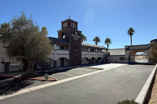 Photo 1 - MainStay Suites Victorville - Hesperia