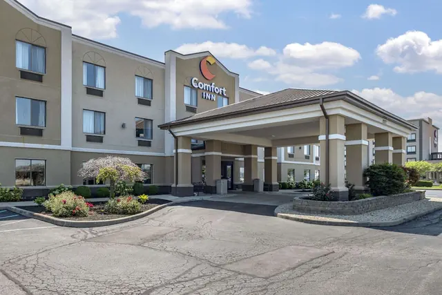Photo 1 - Comfort Inn Plainfield - Indianapolis Airport