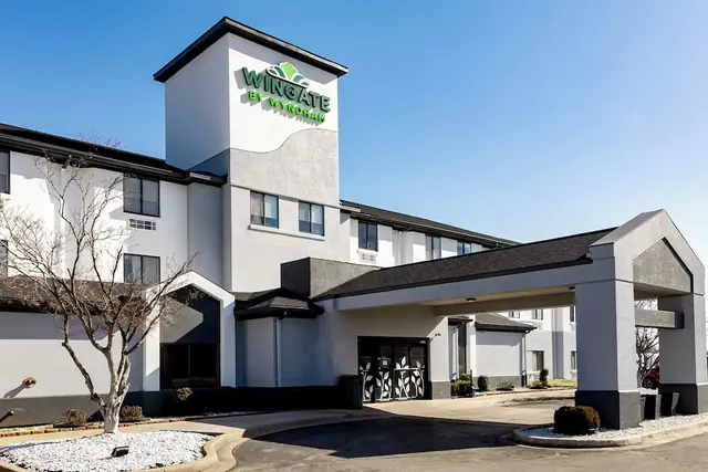 Photo 1 - Wingate by Wyndham Owensboro