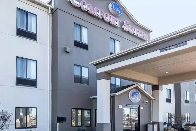Photo 1 - Comfort Suites Fort Wayne North