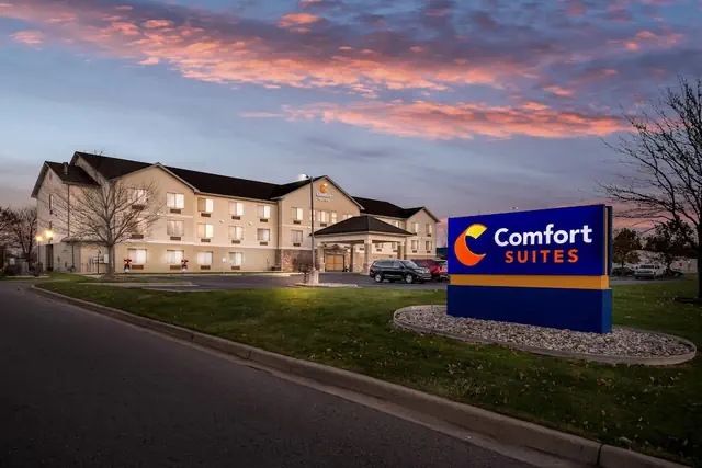 Photo 1 - Comfort Suites Grandville - Grand Rapids SW