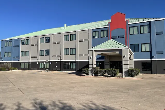 Photo 1 - Quality Suites Abilene Mall Area