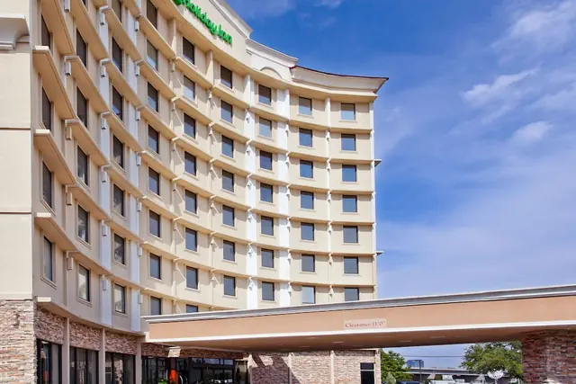 Photo 1 - Holiday Inn Express Dallas Medical-Market Center by IHG