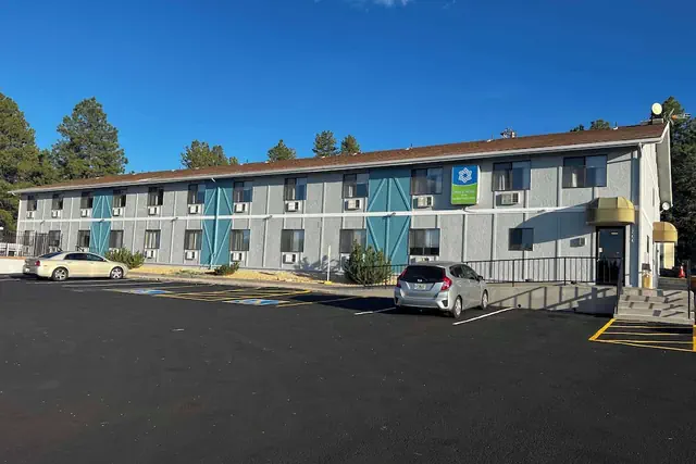 Photo 1 - SureStay Hotel by Best Western Williams - Grand Canyon