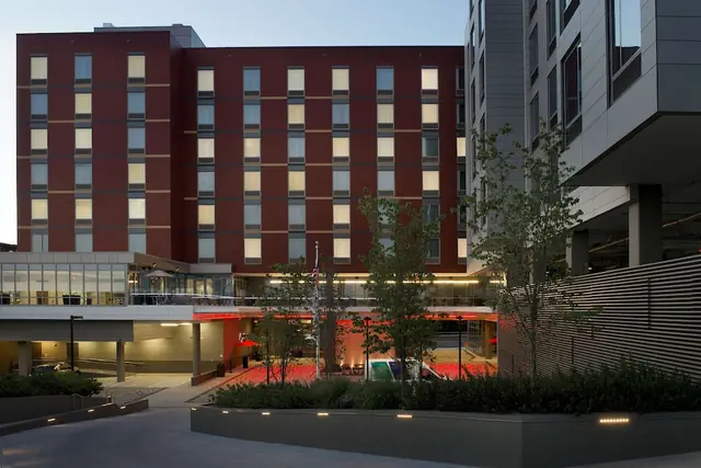 Photo 1 - Hampton Inn Washington DC NoMa Union Station