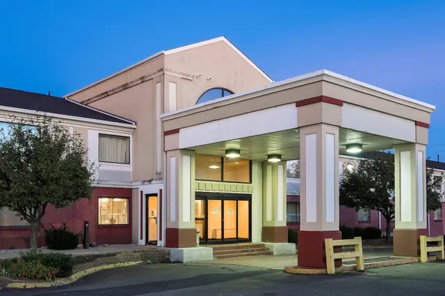 Photo 1 - Red Roof Inn Columbus - Ohio State Fairgrounds