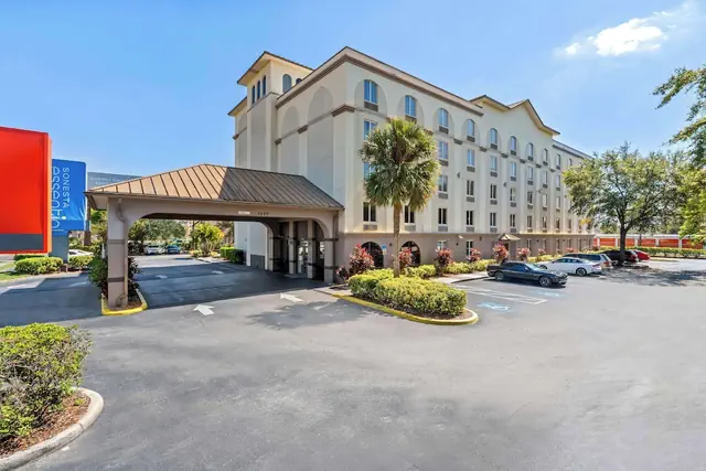 Photo 1 - Sonesta Essential Orlando Airport