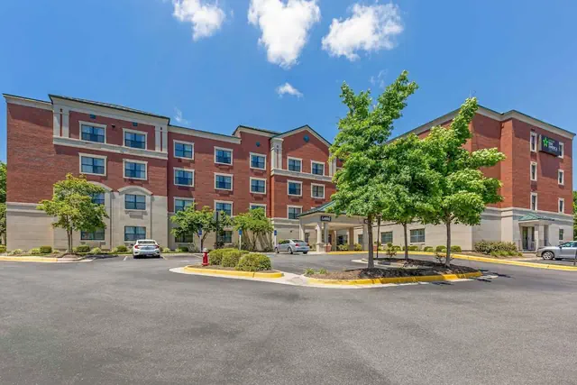 Photo 1 - Extended Stay America Suites DC Fairfax Fair Oaks Mall