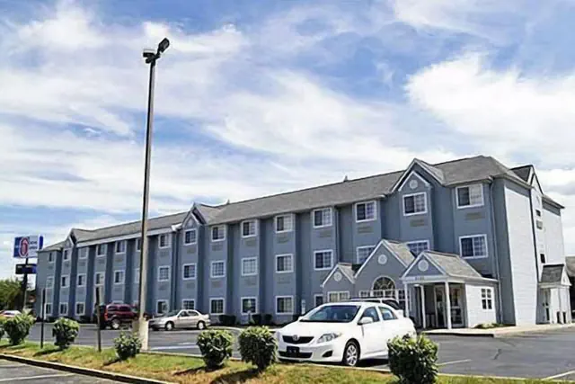 Photo 1 - Motel 6 Indianapolis Carmel