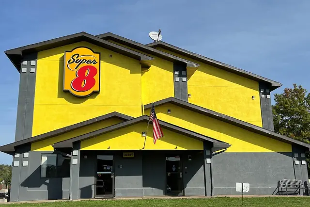 Photo 1 - Super 8 by Wyndham Marietta