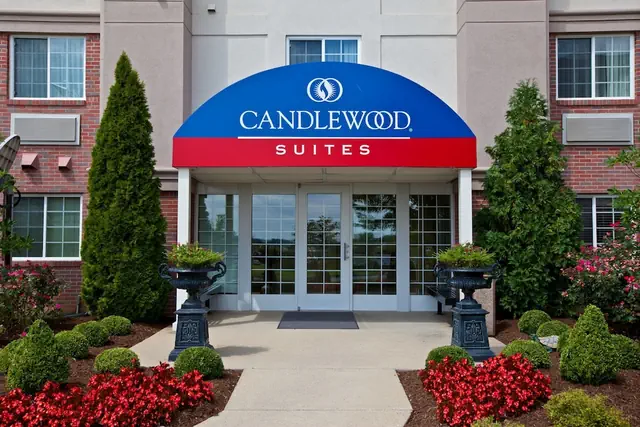 Photo 1 - Candlewood Suites Louisville Airport by IHG