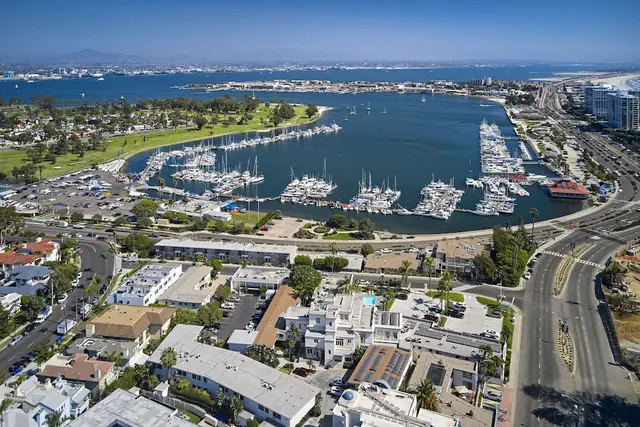Photo 1 - Glorietta Bay Inn Coronado Island