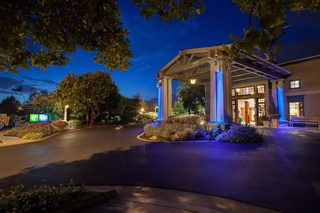 Photo 1 - Holiday Inn Express & Suites Carpinteria by IHG