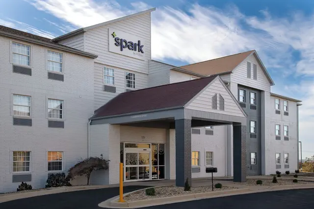 Photo 1 - Spark by Hilton St. Robert Fort Leonard Wood