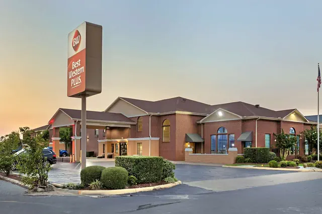 Photo 1 - Best Western Plus Lonoke Hotel