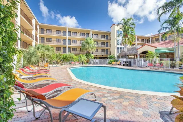 Photo 1 - Holiday Inn & Suites Boca Raton - North by IHG