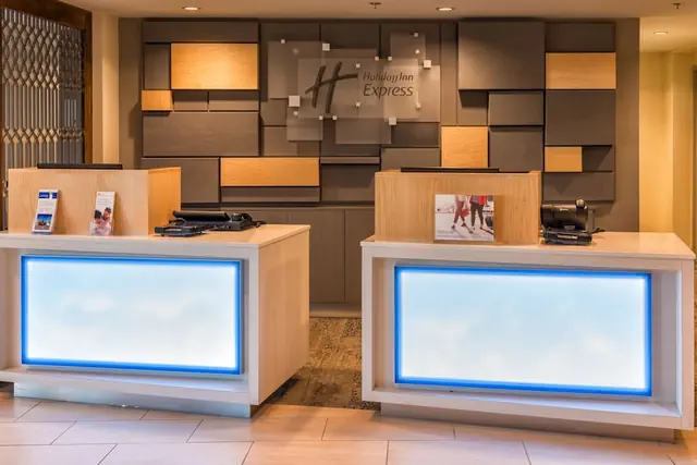 Photo 1 - Holiday Inn Express Charleston by IHG