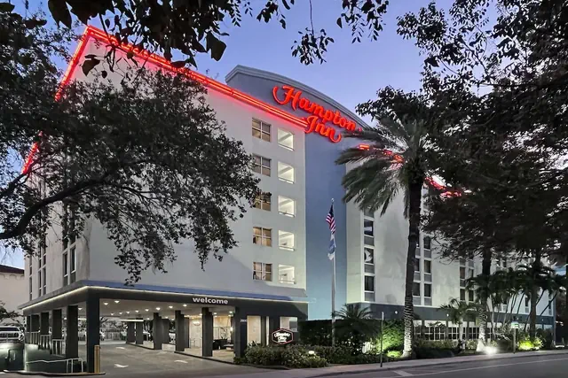 Photo 1 - Hampton Inn Miami-Coconut Grove/Coral Gables