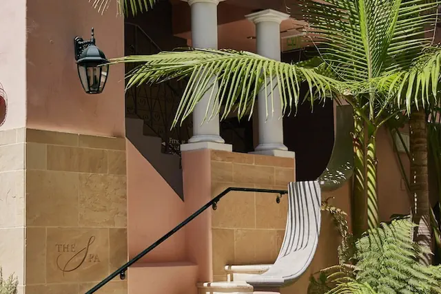 Photo 1 - Hotel Bel-Air - Dorchester Collection