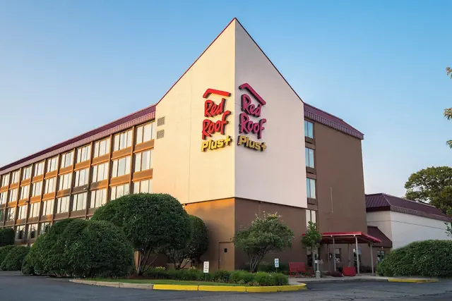 Photo 1 - Red Roof Inn PLUS+ Boston - Woburn/ Burlington