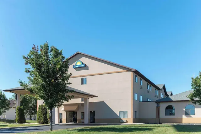 Photo 1 - Days Inn by Wyndham Mount Vernon
