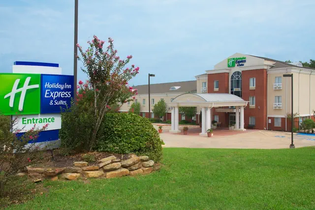 Photo 1 - Holiday Inn Express Hotel & Suites Livingston by IHG