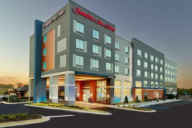 Photo 1 - Hampton Inn & Suites Fultondale Birmingham I 65, AL