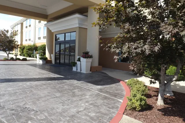 Photo 1 - Holiday Inn Express Nicholasville by IHG