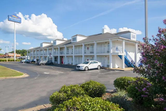 Photo 1 - Baymont by Wyndham Tuscaloosa