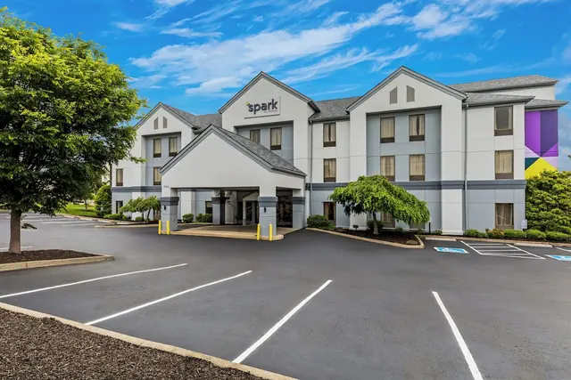 Photo 1 - Spark by Hilton Cincinnati Airport South