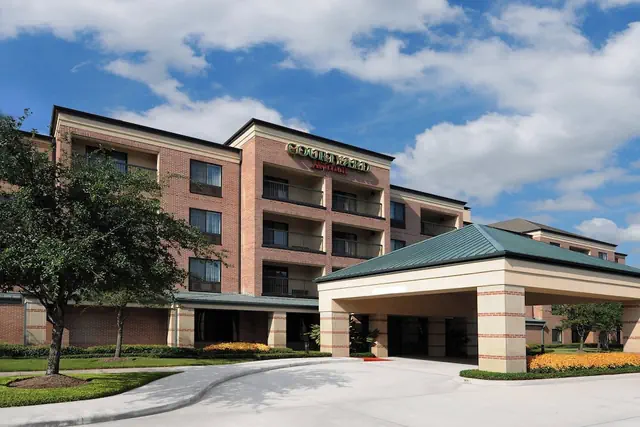 Photo 1 - Courtyard by Marriott Houston Northwest
