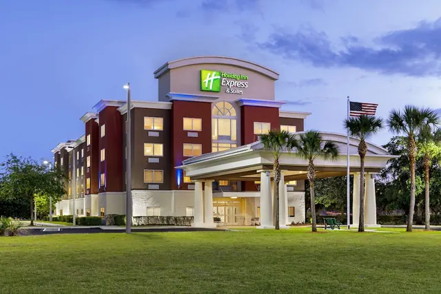Photo 1 - Holiday Inn Express Hotel & Suites Fort Pierce West by IHG