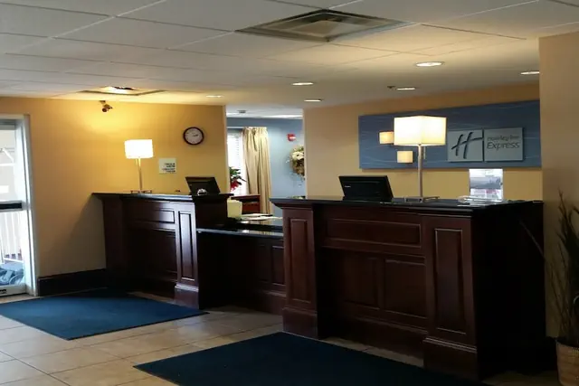 Photo 1 - Holiday Inn Express & Suites New Buffalo by IHG