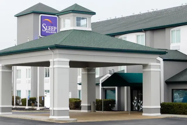 Photo 1 - Sleep Inn & Suites Oregon - Toledo