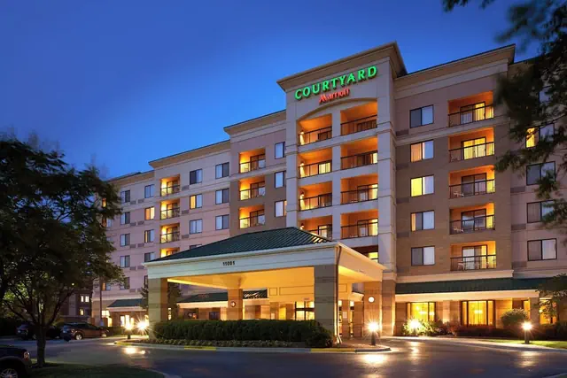 Photo 1 - Courtyard by Marriott Kansas City Overland Park/Convention Center
