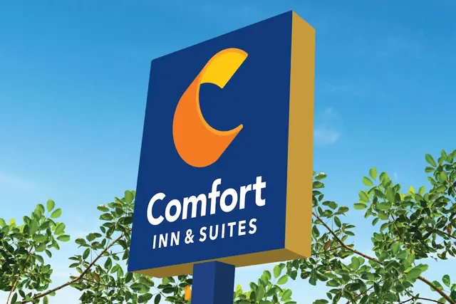 Photo 1 - Comfort Inn & Suites Toledo North