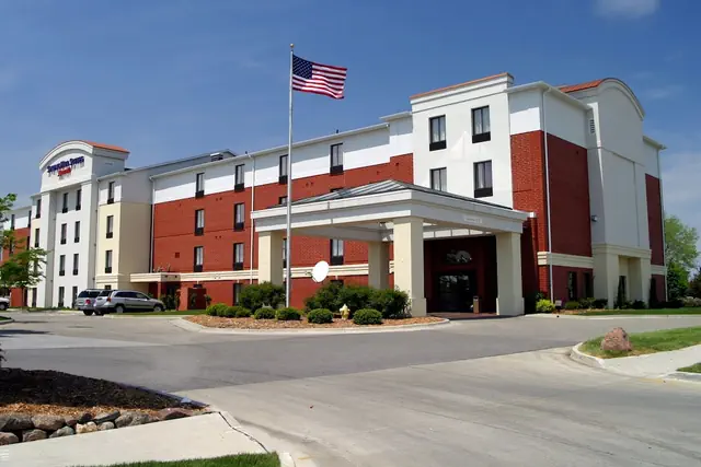 Photo 1 - SpringHill Suites Des Moines West