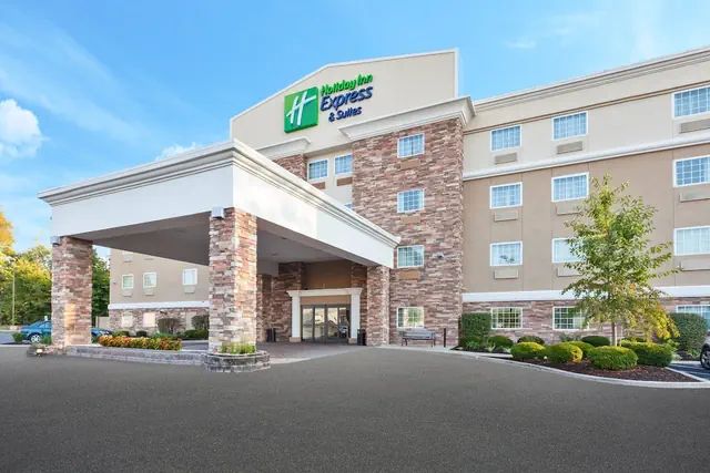 Photo 1 - Holiday Inn Express & Suites - North Carmel / Westfield by IHG