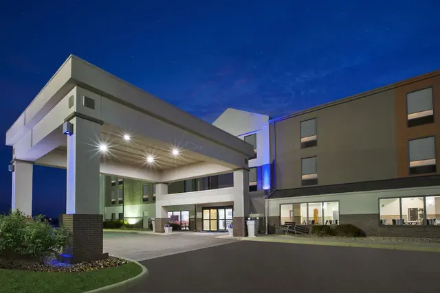 Photo 1 - Holiday Inn Express Tiffin by IHG