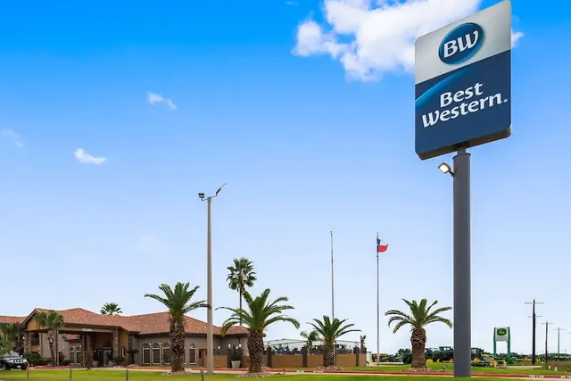 Photo 1 - Best Western Executive Inn El Campo