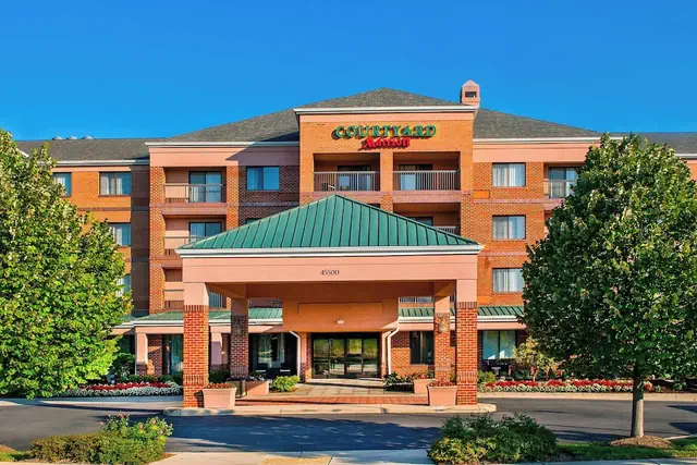 Photo 1 - Courtyard by Marriott Dulles Town Center
