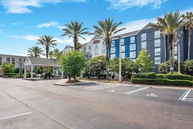 Photo 1 - Hilton Garden Inn Jacksonville Airport