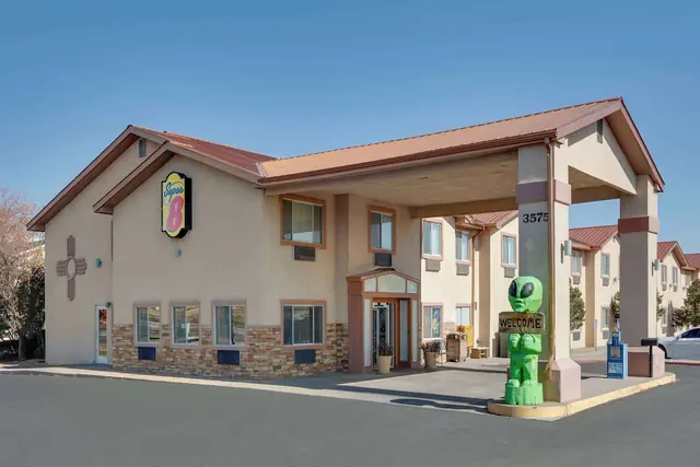 Photo 1 - Super 8 by Wyndham Roswell