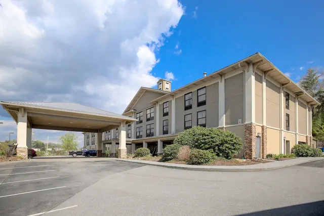 Photo 1 - Quality Inn & Suites Boone - University Area