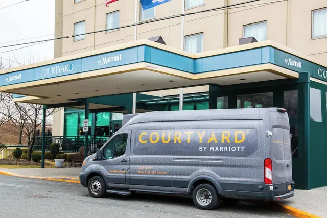 Photo 1 - Courtyard by Marriott New York JFK Airport