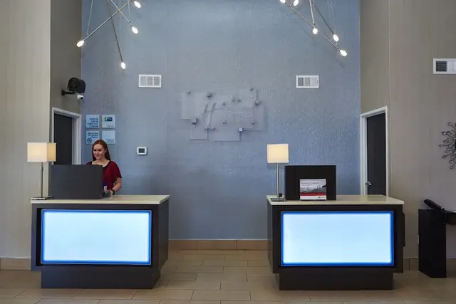 Photo 1 - Holiday Inn Express & Suites Birmingham South - Pelham by IHG