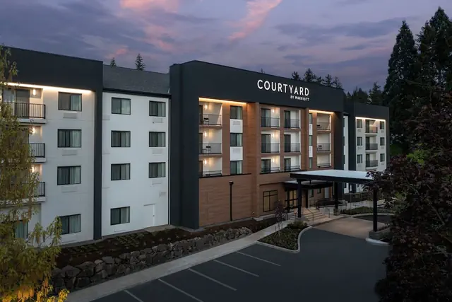 Photo 1 - Courtyard by Marriott Portland Tigard