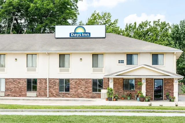Photo 1 - Days Inn by Wyndham Warrensburg